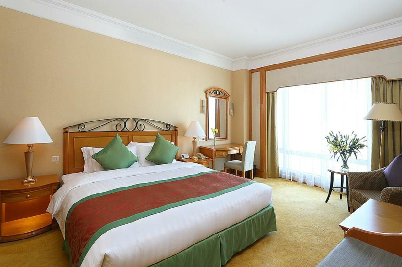 Regency Hotel שנטאו מראה חיצוני תמונה