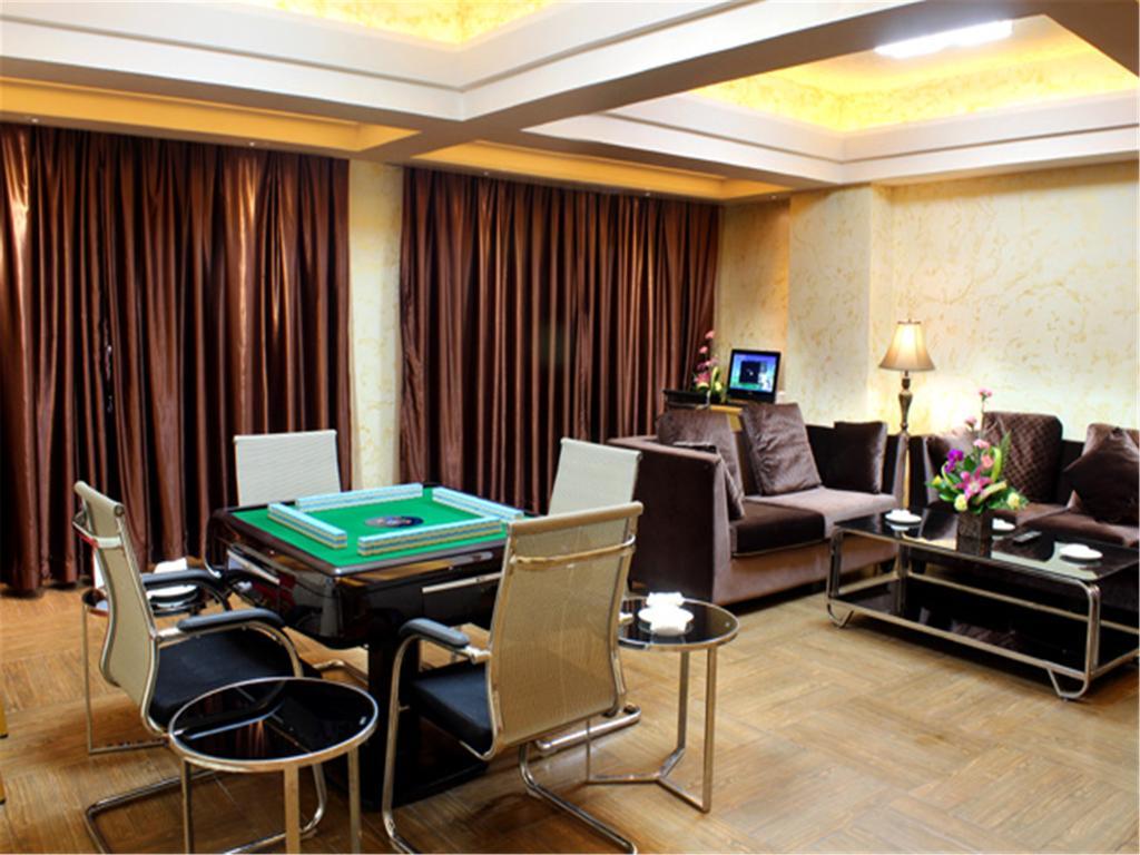 Regency Hotel שנטאו מראה חיצוני תמונה