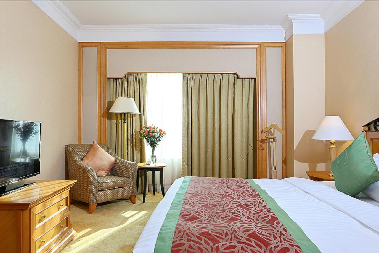 Regency Hotel שנטאו מראה חיצוני תמונה