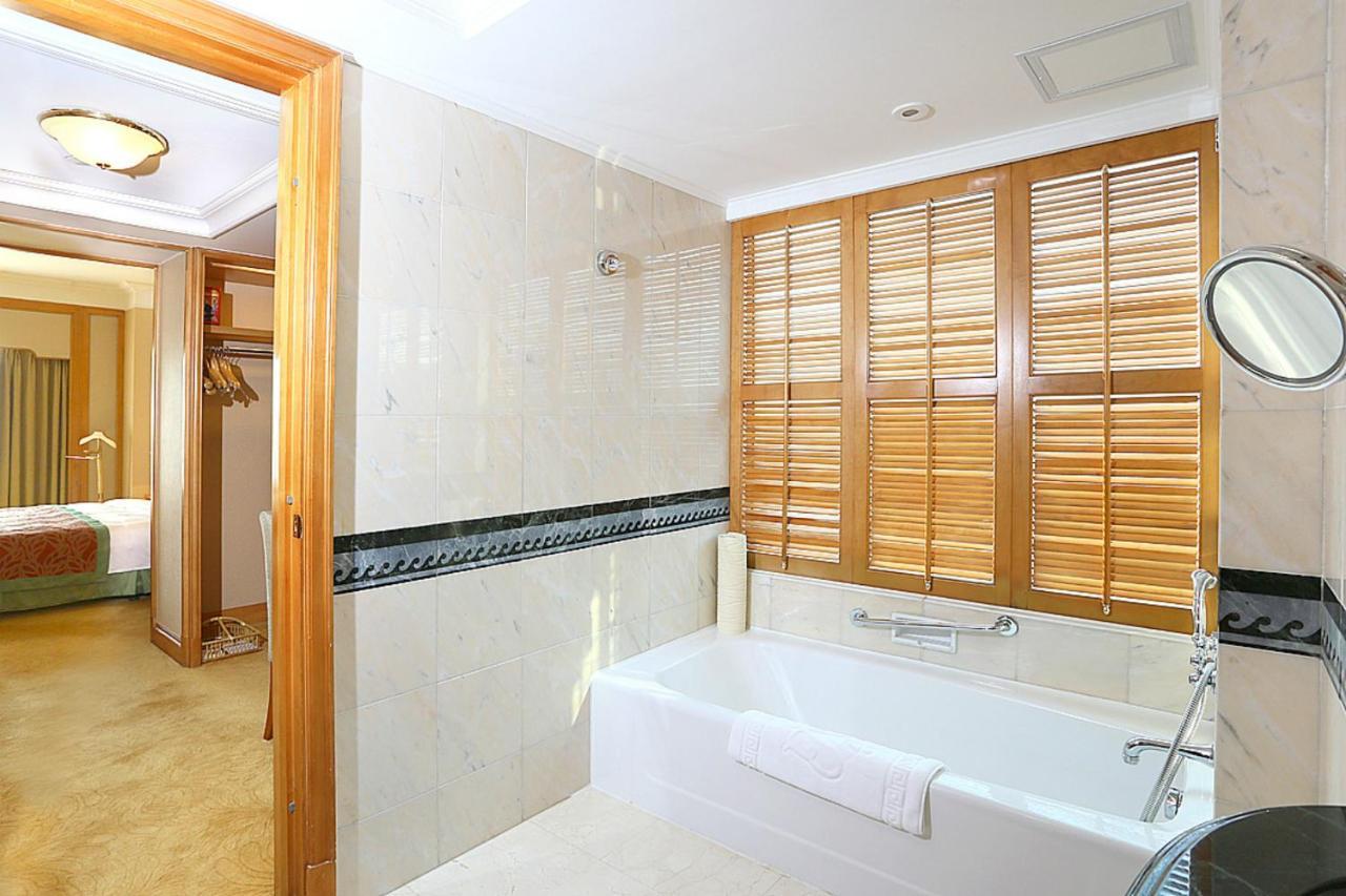 Regency Hotel שנטאו מראה חיצוני תמונה